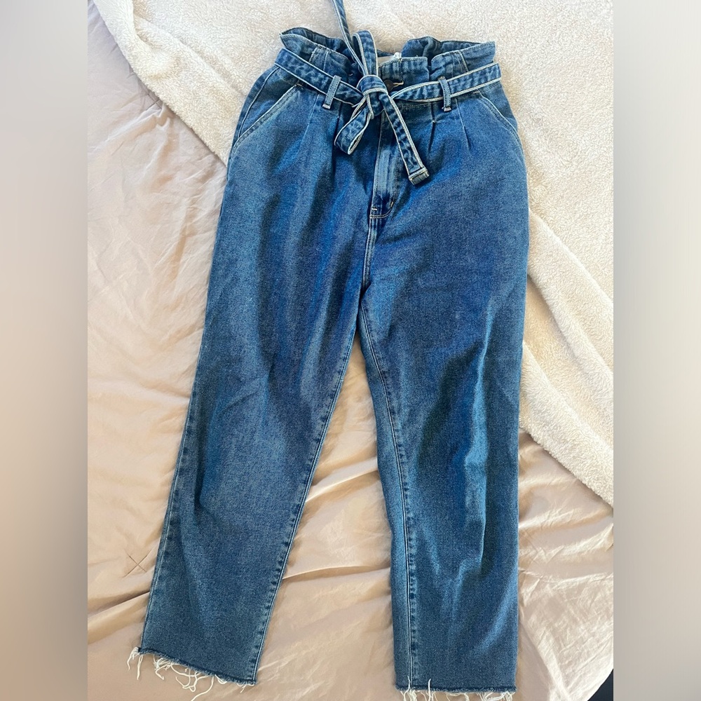 Abercrombie High Waist Paper bag jeans